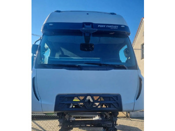 Kapota RENAULT D