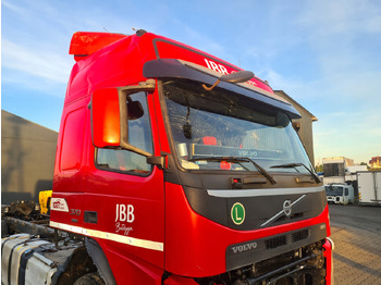Kabina VOLVO FM
