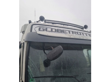 Sluneční clona VOLVO FH13