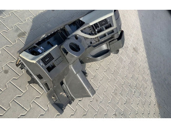 Kabina a interiér VOLVO FH