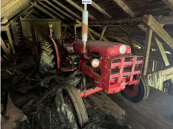 Traktor VOLVO