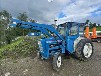 Traktor 1972 Ford 3000 4x2 w/ Front loader: obrázek 3