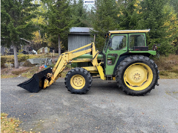 Traktor JOHN DEERE 2030