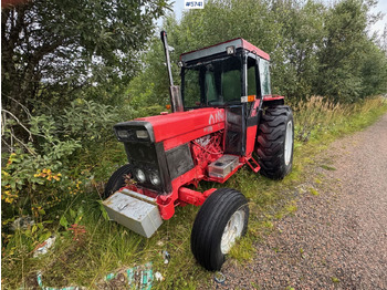 Traktor INTERNATIONAL