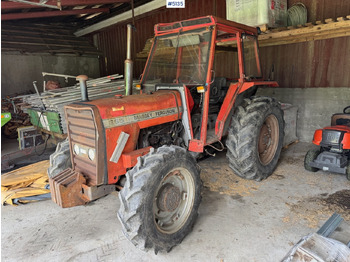 Traktor MASSEY FERGUSON 1000 series