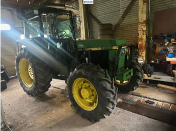 Traktor JOHN DEERE 2850