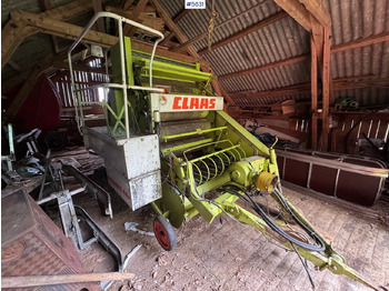 Stroj na sklizeň pícnin CLAAS