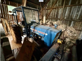 Traktor Ford 3000 traktor m/ skuffe: obrázek 2