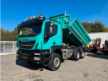 Sklápěč IVECO Stralis