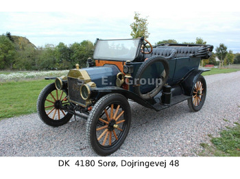 Osobní auto FORD