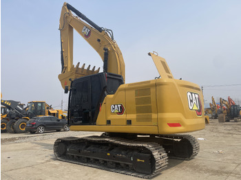Pásové rýpadlo CATERPILLAR 323