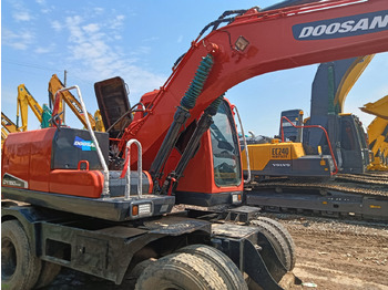Kolesové rýpadlo DOOSAN 150W: obrázek 3
