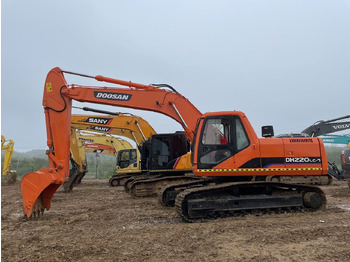 Pásové rýpadlo DOOSAN DH220