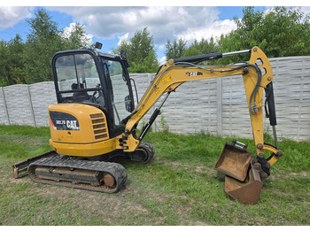 Mini rýpadlo CATERPILLAR