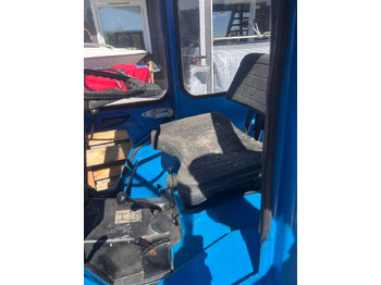 Traktor Iseki TX1500 brøyteskjær og feiekost: obrázek 3