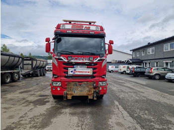 Hákový nosič kontejnerů SCANIA R 580