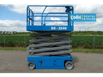 Nůžková plošina Genie GS 3246 | 2012: obrázek 2