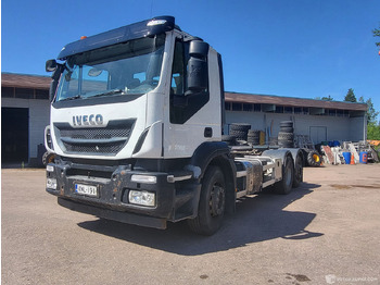 Nákladní auto - kabelový systém IVECO Stralis