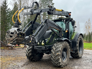 Traktor VALTRA T-series