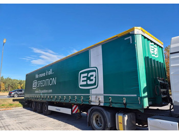 Plachtový návěs KRONE