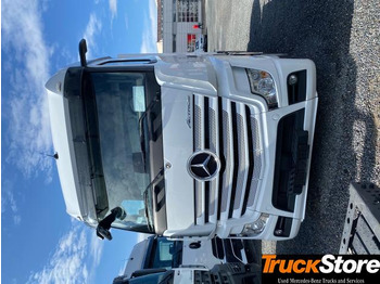 Tahač MERCEDES-BENZ Actros 1845