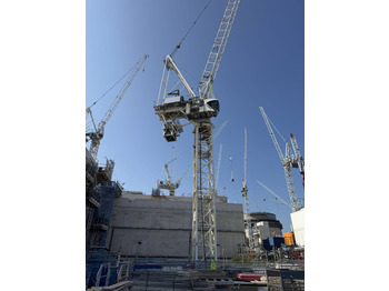 Věžový jeřáb TEREX