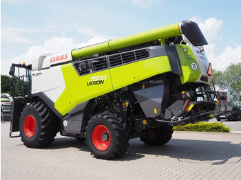 Sklízecí mlátička Claas Lexion 7500 + V930: obrázek 2