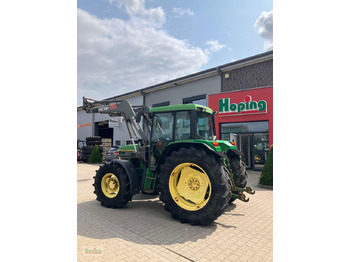 Traktor JOHN DEERE 6400