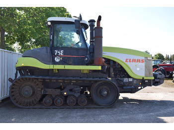 Pásový traktor CLAAS Challenger