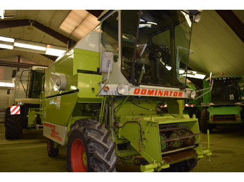 Sklízecí mlátička CLAAS Dominator
