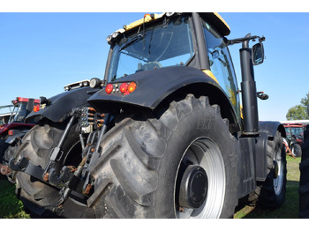Traktor JCB Fastrac 8250: obrázek 3