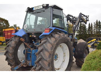 Traktor New Holland 8340: obrázek 3 Traktor New Holland 8340: obrázek 3