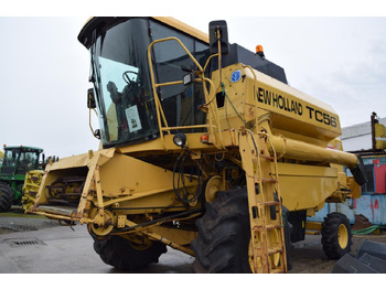 Sklízecí mlátička NEW HOLLAND TC series