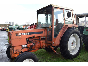 Traktor RENAULT
