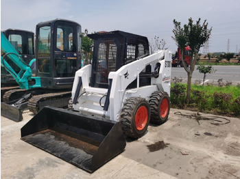 Smykový nakladač BOBCAT S130