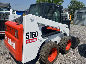 Smykový nakladač BOBCAT S160