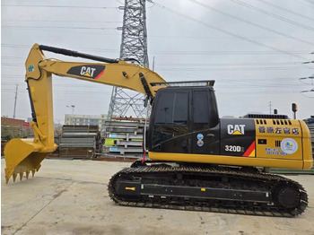 Pásové rýpadlo CATERPILLAR 320D2