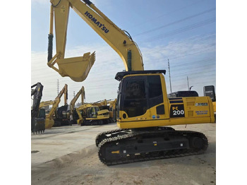 Pásové rýpadlo KOMATSU PC200-8
