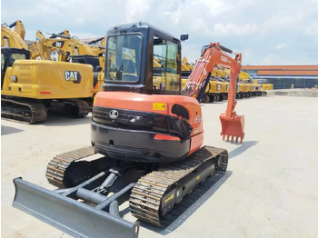 Mini rýpadlo Kubota U55: obrázek 3