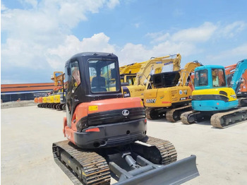 Mini rýpadlo Kubota U55: obrázek 2