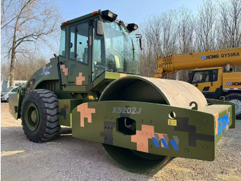 Silniční válec XCMG XS202J: obrázek 2