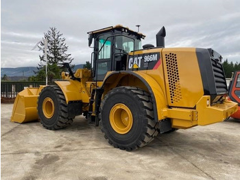 Kolový nakladač CATERPILLAR 966M