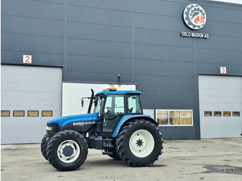 Traktor New Holland 8360 DT: obrázek 2