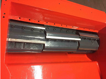 Průmyslový drtič WEIMA - SCHNEIDMÜHLE MIT HYDRAULIKSCHIEBER: obrázek 2