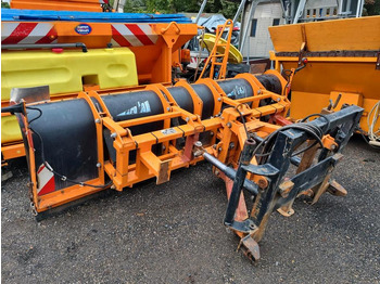Sněžný pluh UNIMOG