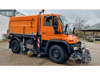 Zametací vůz UNIMOG U400