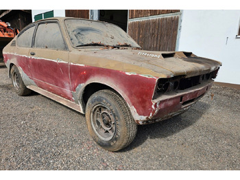 Osobní auto OPEL