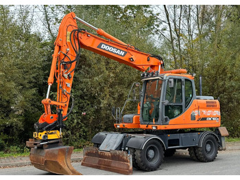 Kolesové rýpadlo DOOSAN DX160W