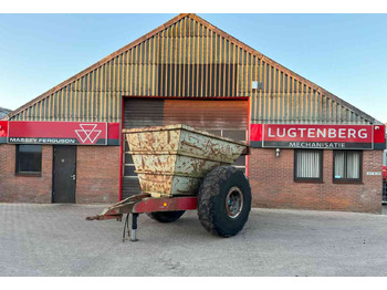 Zemědělský sklápěcí přívěs