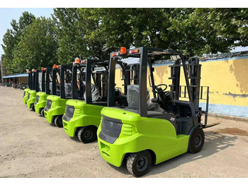 Nový Elektrický vysokozdvižný vozík NEW MAXUS 2500 kg Electric Forklift Warranty up to 10 YEARS НОВИЙ Електричний MAXUS Візок для вантажів 2500 кг Гарантія до 10 РОКІВ NOWY Elektryczny MAXUS widłowy 2500 kg Gwarancja do 10 LAT: obrázek 3